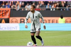 包含公牛带队取胜！，内马尔重要时刻出色发挥热度持续攀升的词条